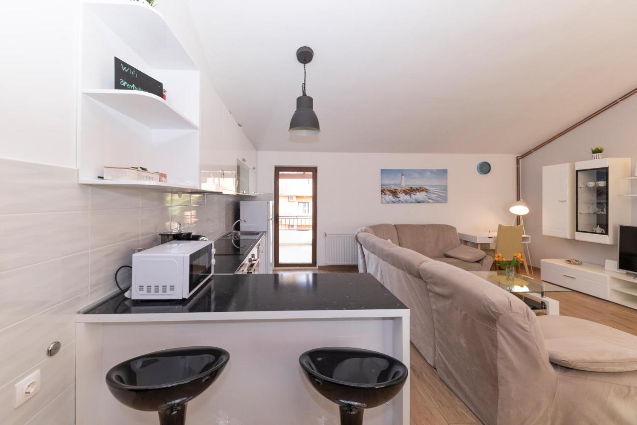 Apartman Lana Biograd Na Moru Exterior foto