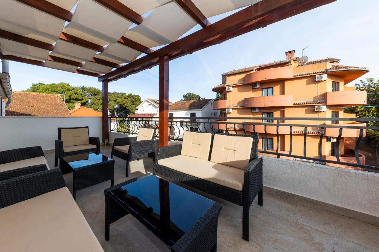 Apartman Lana Biograd Na Moru Exterior foto