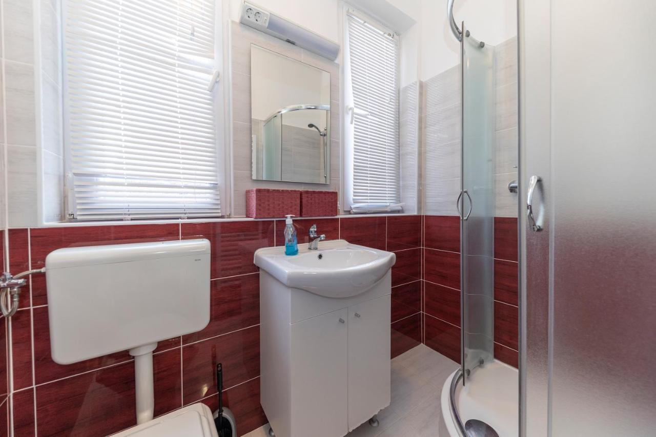 Apartman Lana Biograd Na Moru Exterior foto