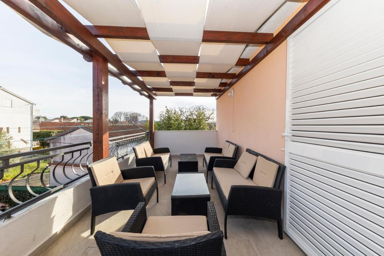 Apartman Lana Biograd Na Moru Exterior foto