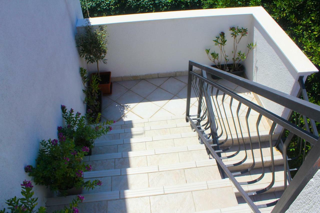 Apartman Lana Biograd Na Moru Exterior foto